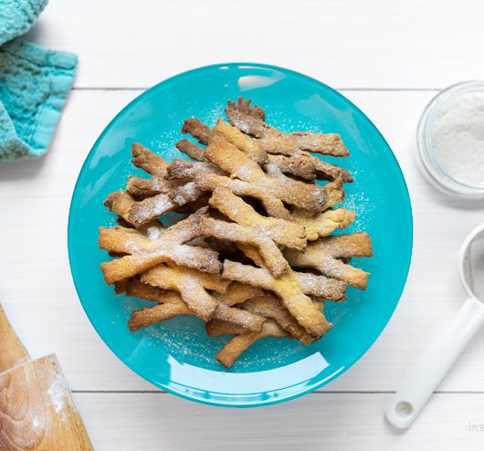 Przepis na Faworki | Imbirowy Garnek